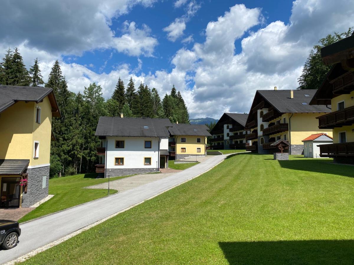 Family Apartment Тале Екстериор снимка
